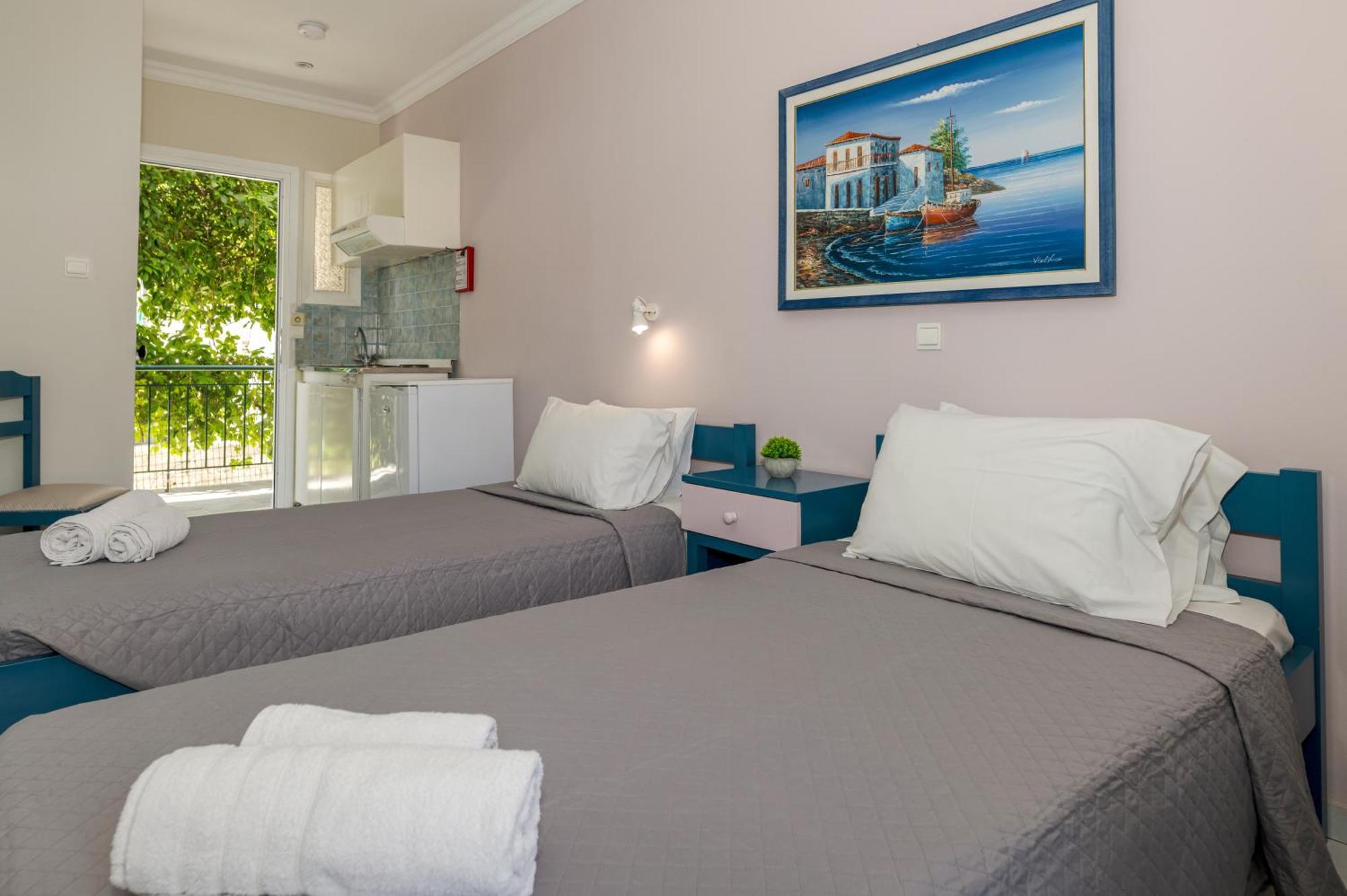 Sofia'S Hotel Kalamákion Dış mekan fotoğraf