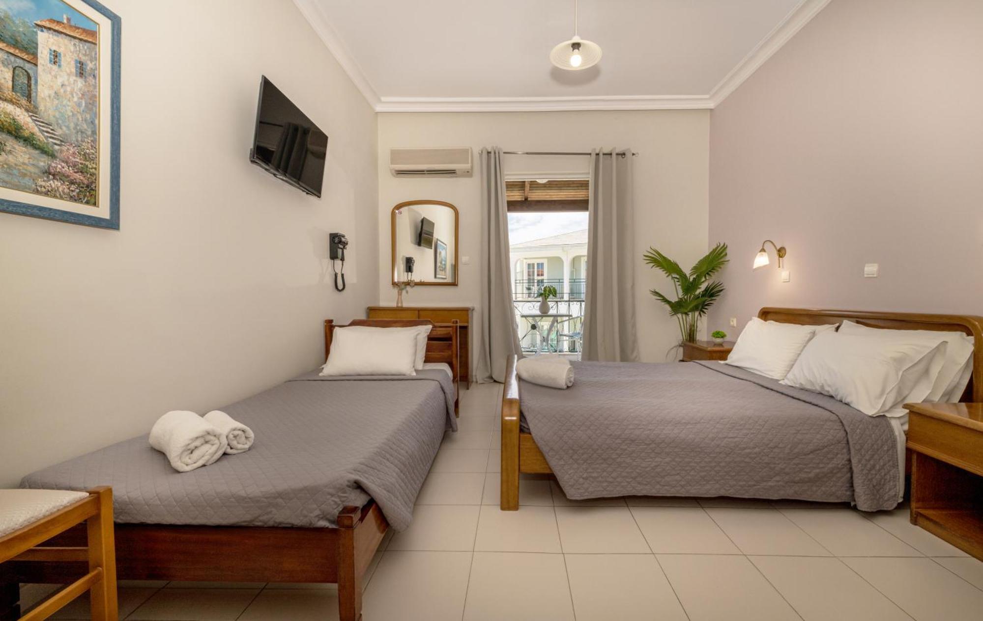 Sofia'S Hotel Kalamákion Dış mekan fotoğraf