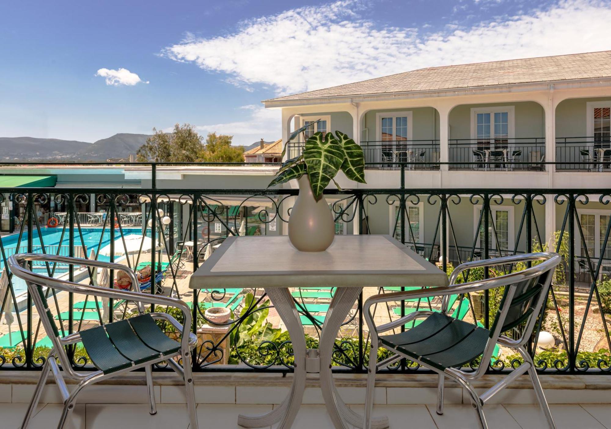 Sofia'S Hotel Kalamákion Dış mekan fotoğraf