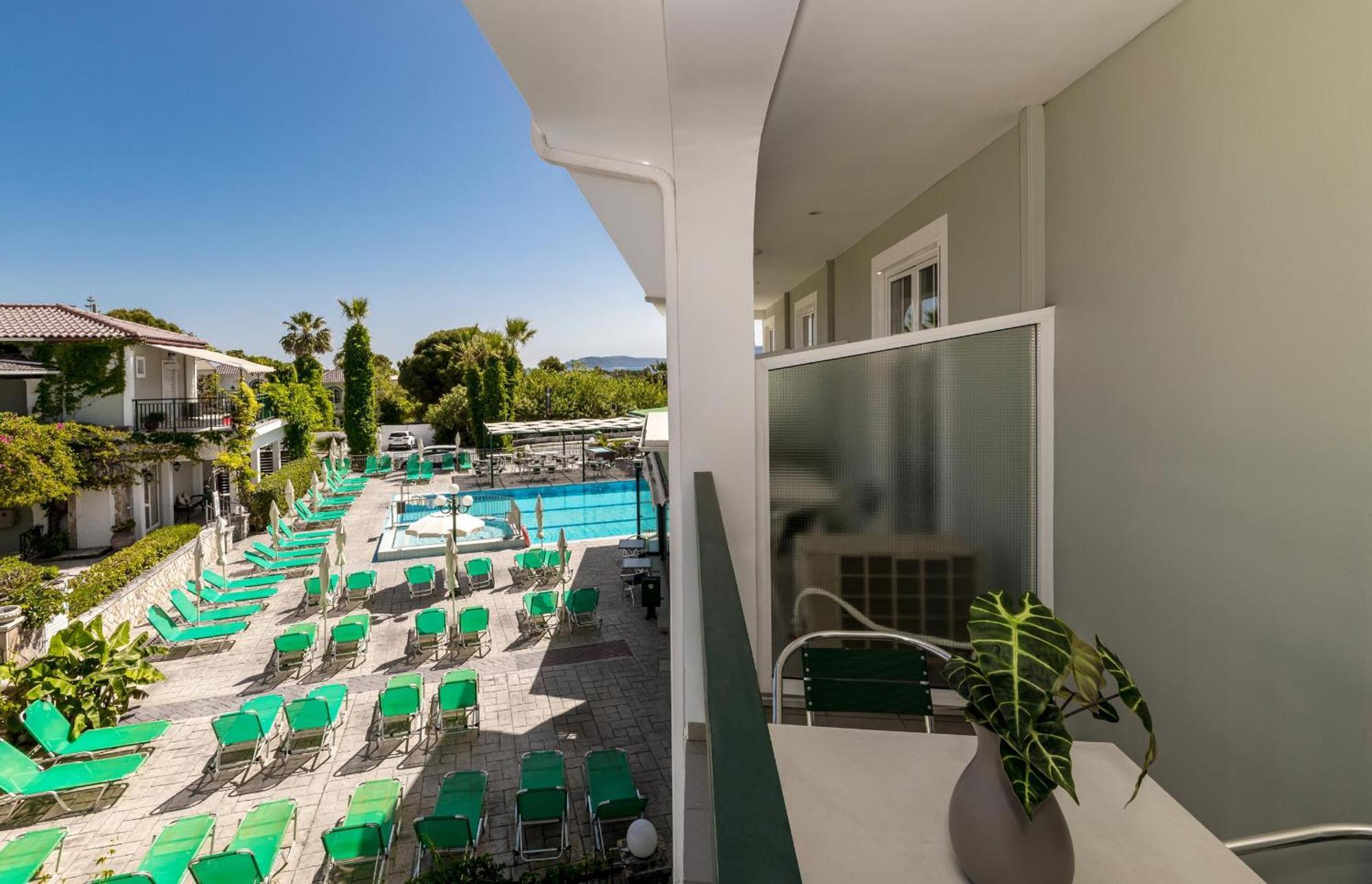 Sofia'S Hotel Kalamákion Dış mekan fotoğraf