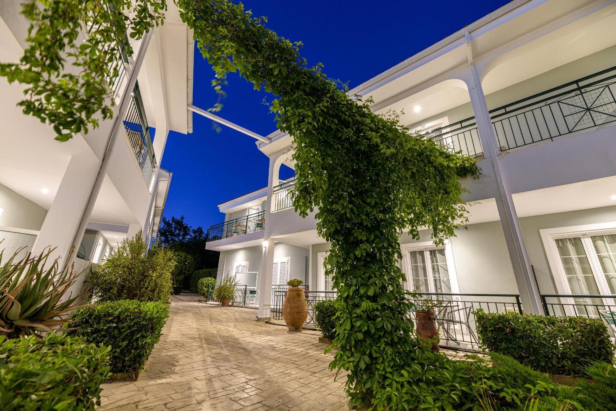 Sofia'S Hotel Kalamákion Dış mekan fotoğraf