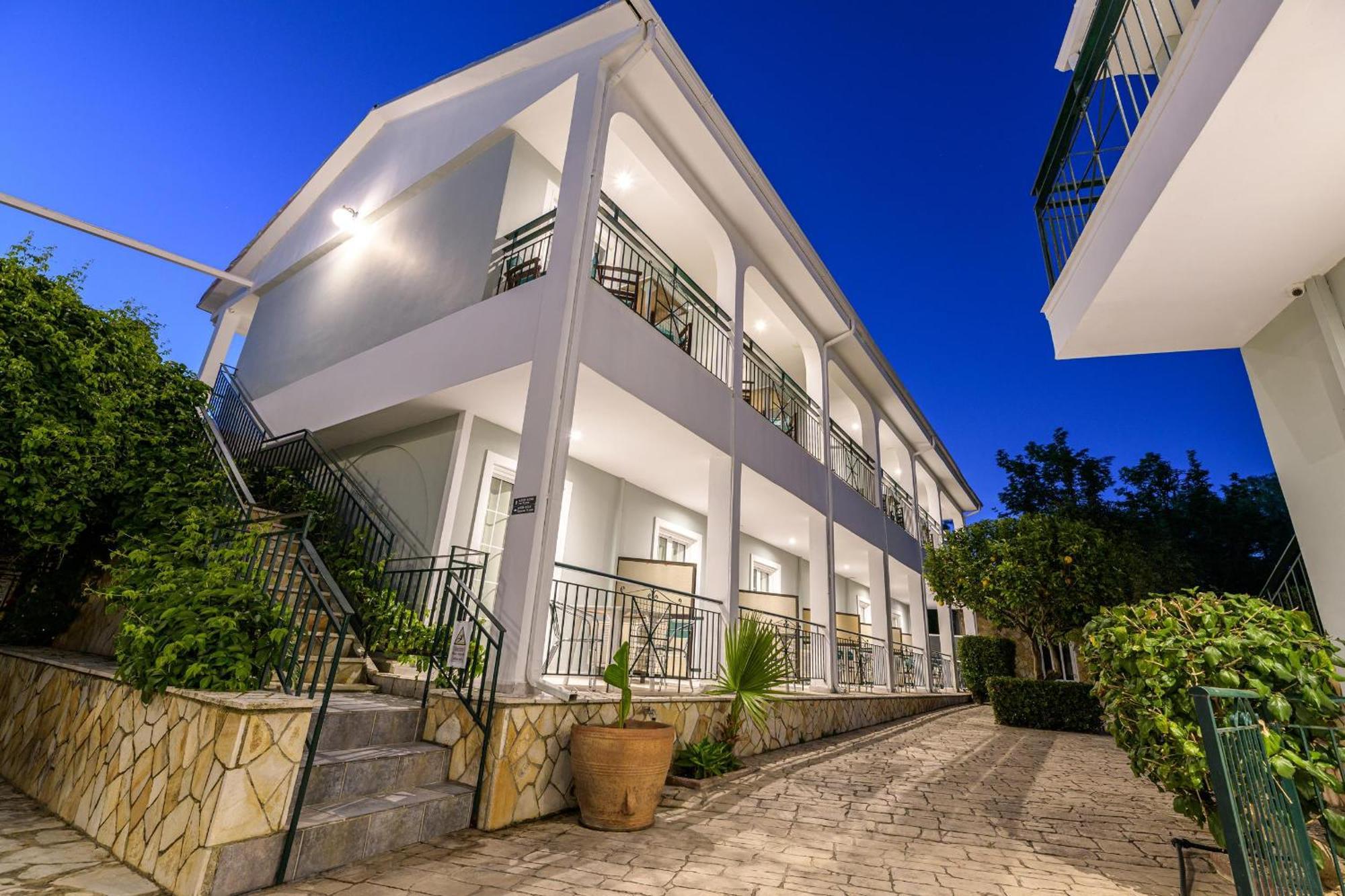 Sofia'S Hotel Kalamákion Dış mekan fotoğraf