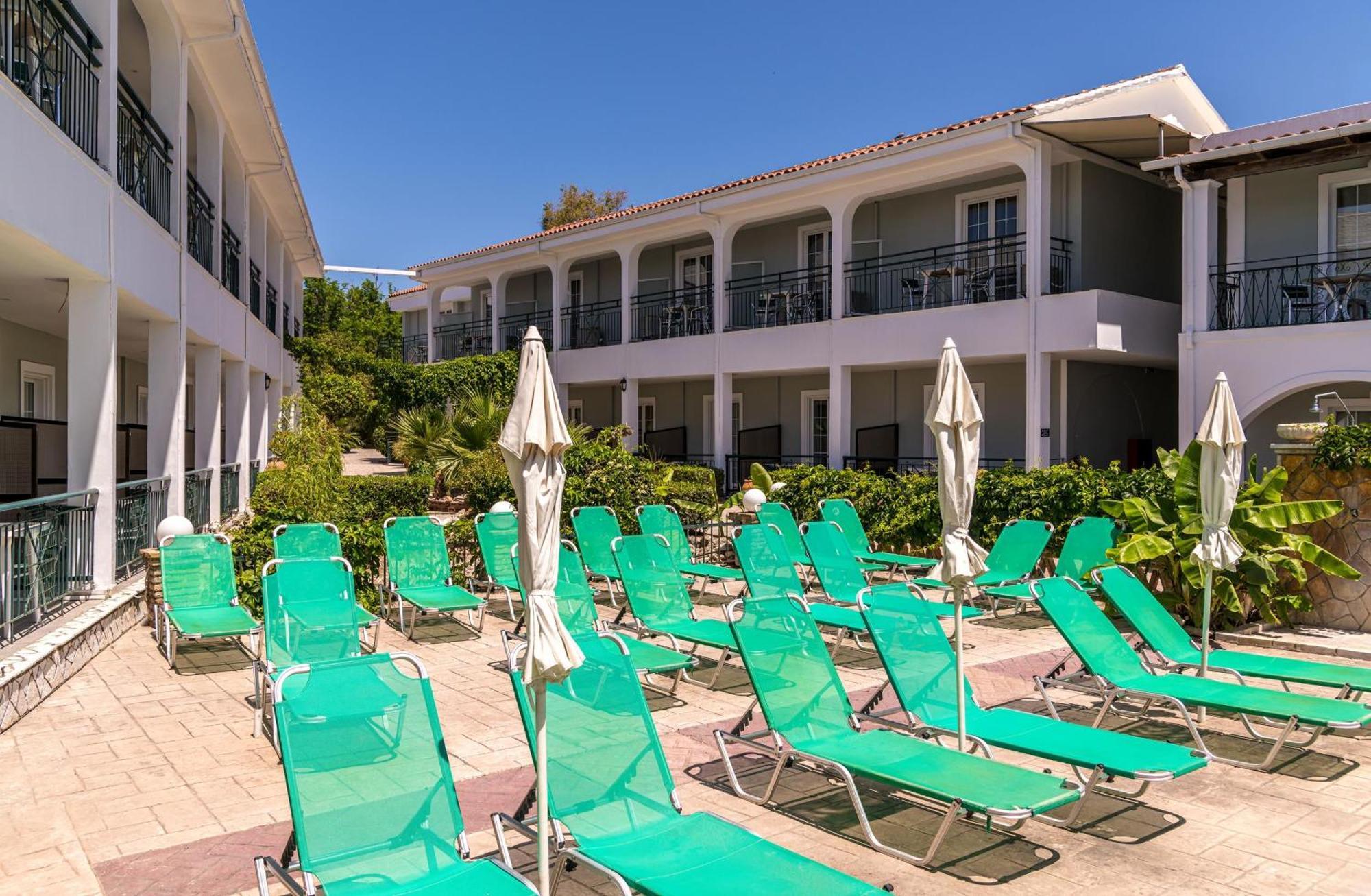 Sofia'S Hotel Kalamákion Dış mekan fotoğraf